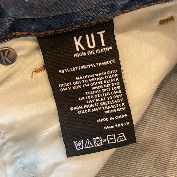 Amy Mid Rise Crop Straight Leg - Picture 3 of 5